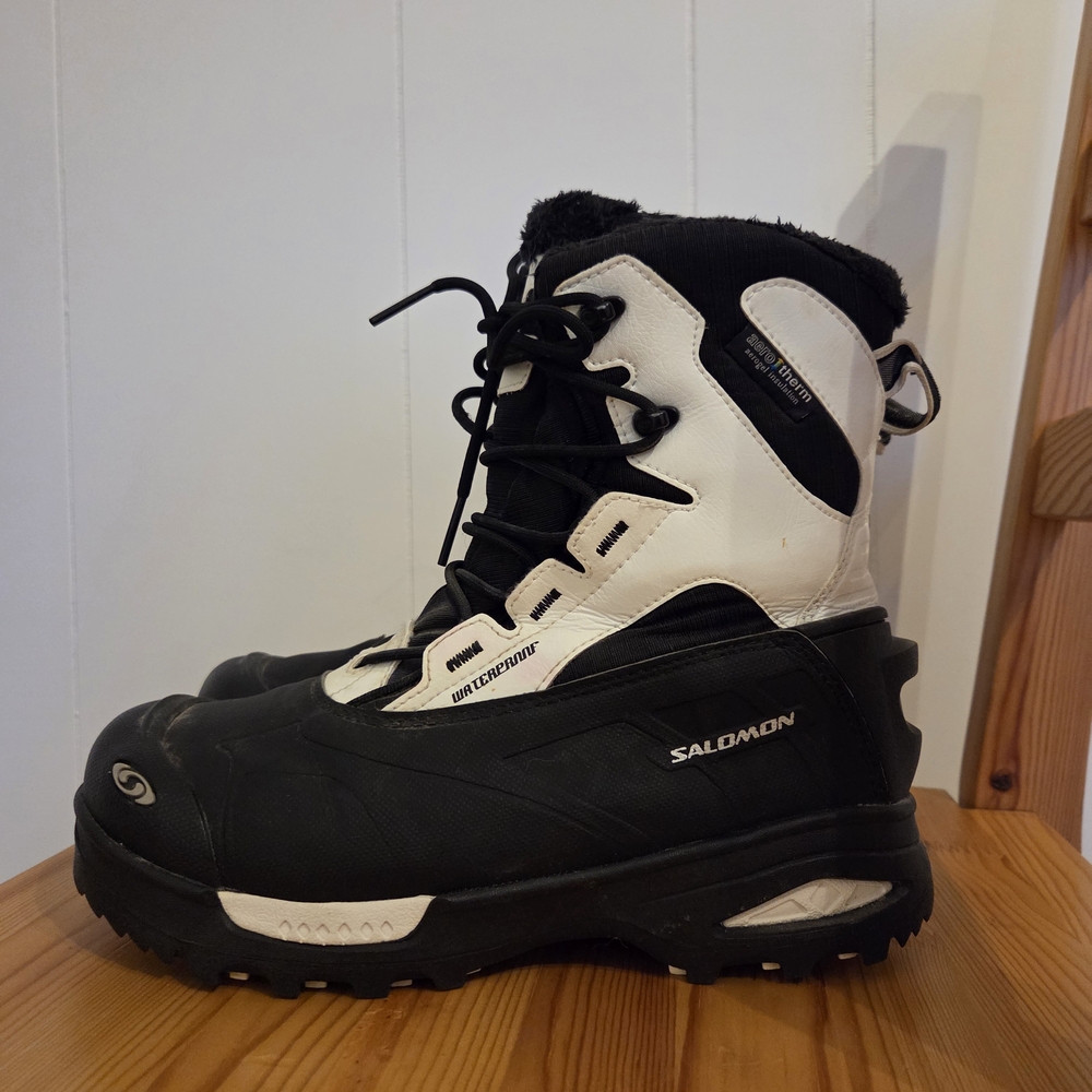 Salomon Women's Black and White Winter Boots